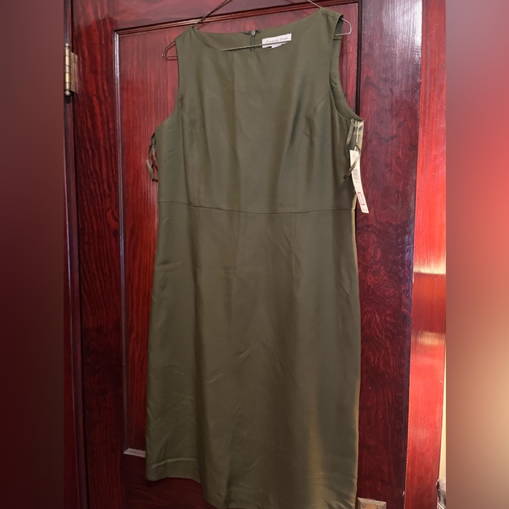 Amanda Smith green sleeveless dress, new with tags , rayon